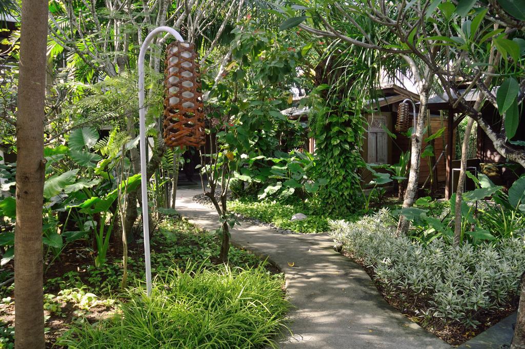 Desa Nyima Hotel Seminyak Exterior foto